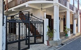 Southern Comforts - Galle Fort